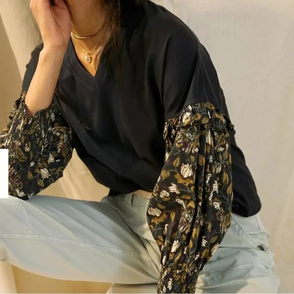 Anthropologie Tops - Anthropologie Let Me Be Sydney Puff-Sleeved Top Medium Petite
